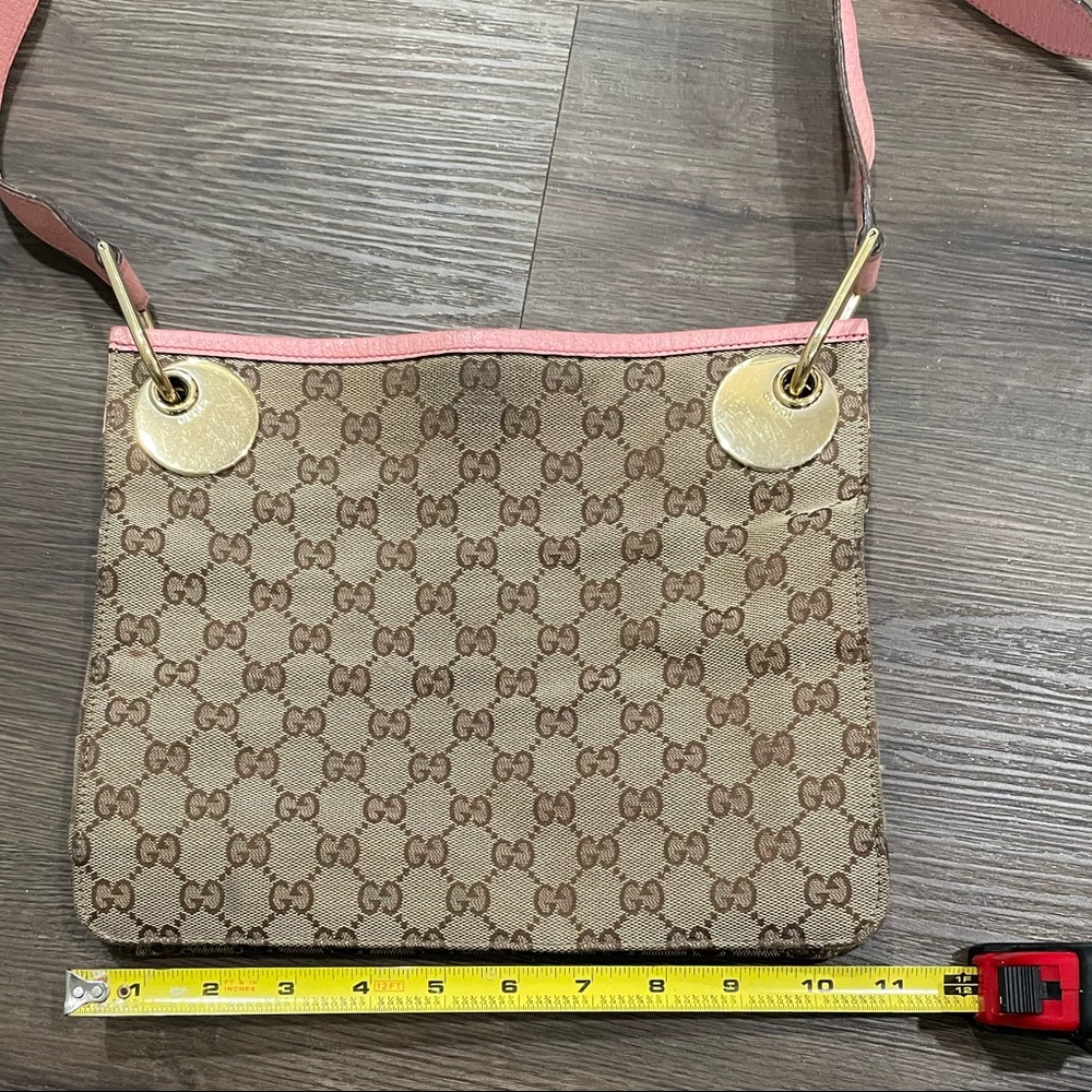Authentic Gucci medium crossbody bag - Picture 7 of 14